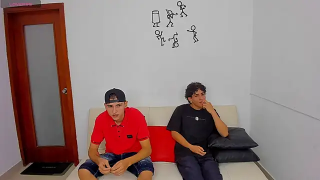 Snapshot of Crazy_porkys chatting on December 2025 07:45:02 PM Crazy porkys online show from December 2025 07:45:02 PM