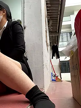 rose2111 online show from March 2026 01:43:02 AM