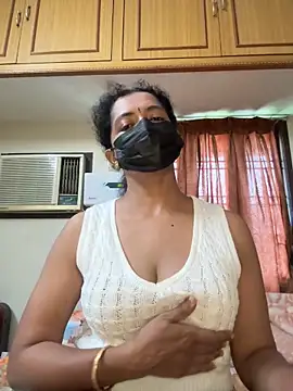 Snapshot of TeddyLover5 chatting on February 2026 06:23:01 AM TeddyLover5 online show from February 2026 06:23:01 AM