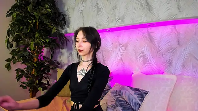 Ellen Hops online show from March 2026 08:08:02 AM