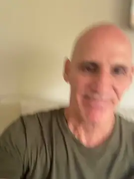 Snapshot of Elosoo chatting on March 2026 02:11:02 PM Elosoo online show from March 2026 02:11:02 PM