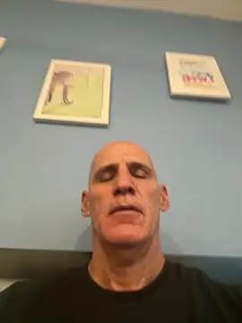 Snapshot of Elosoo chatting on March 2026 12:01:01 PM Elosoo online show from March 2026 12:01:01 PM