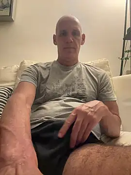 Snapshot of Elosoo chatting on March 2026 09:10:01 AM Elosoo online show from March 2026 09:10:01 AM