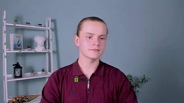 Snapshot of leo_void chatting on December 2025 08:04:02 PM leo void online show from December 2025 08:04:02 PM