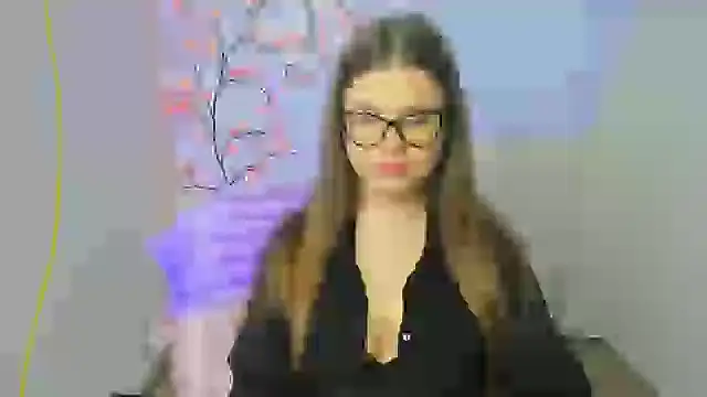 Snapshot of Violetta_Brilliant chatting on December 2025 12:36:02 PM Violetta Brilliant online show from December 2025 12:36:02 PM