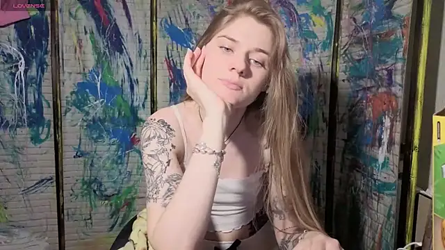 Adell Love online show from May 2026 06:46:01 PM