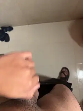 Snapshot of your_playboy_00 chatting on December 2025 05:57:02 AM your playboy 00 online show from December 2025 05:57:02 AM