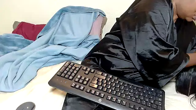 Bustyninaxxx40 online show from December 2025 08:06:01 PM