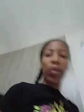 Snapshot of MsParisSmith chatting on February 2026 04:13:02 PM MsParisSmith online show from February 2026 04:13:02 PM