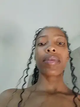 Snapshot of MsParisSmith chatting on February 2026 08:19:02 PM MsParisSmith online show from February 2026 08:19:02 PM