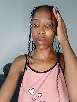 Snapshot of MsParisSmith chatting on March 2026 06:47:01 AM MsParisSmith online show from March 2026 06:47:01 AM