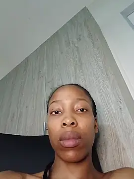 Snapshot of MsParisSmith chatting on March 2026 05:29:02 AM MsParisSmith online show from March 2026 05:29:02 AM