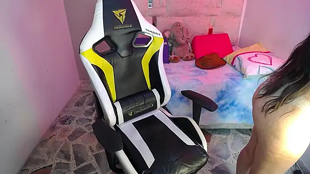 Little bubu online show from January 2026 07:56:02 PM