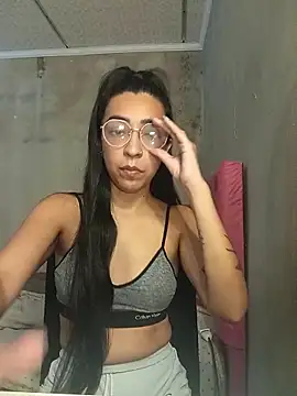 Yani-14 online show from December 2025 05:54:02 PM