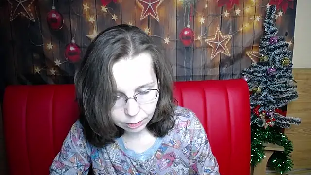 Snapshot of DaisyEdit chatting on January 2026 06:28:02 AM DaisyEdit online show from January 2026 06:28:02 AM