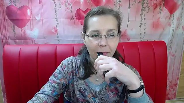 Snapshot of DaisyEdit chatting on April 2026 01:41:02 PM DaisyEdit online show from April 2026 01:41:02 PM