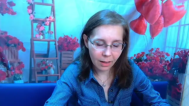 Snapshot of DaisyEdit chatting on May 2026 05:35:02 AM DaisyEdit online show from May 2026 05:35:02 AM