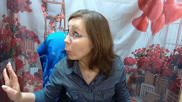 Snapshot of DaisyEdit chatting on May 2026 05:48:02 AM DaisyEdit online show from May 2026 05:48:02 AM