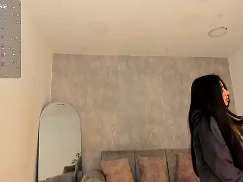 Snapshot of miacoopersx_ chatting on December 2025 12:47:01 PM miacoopersx online show from December 2025 12:47:01 PM