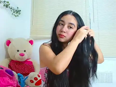 SiennaLorens online show from February 2026 01:22:01 PM