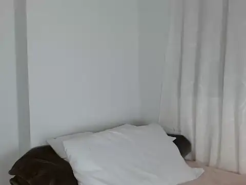 SiennaLorens online show from March 2026 03:01:01 AM