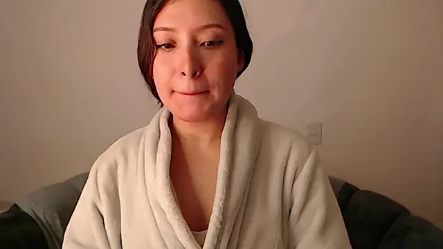 -Ivonny- online show from December 2025 09:55:01 PM