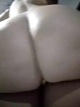 Snapshot of SAKURA_HOT2 chatting on December 2025 01:21:02 AM SAKURA HOT2 online show from December 2025 01:21:02 AM