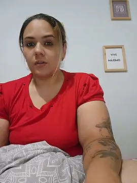LoreinnFox online show from May 2026 04:40:01 AM