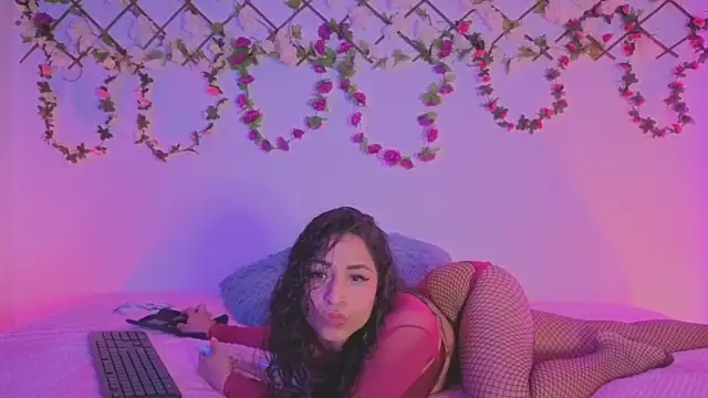 Snapshot of MarillynMorgan chatting on November 2025 04:20:02 PM MarillynMorgan online show from November 2025 04:20:02 PM