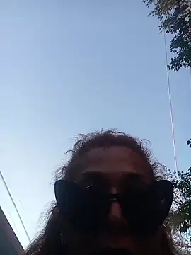 qaarlyfogosa online show from December 2025 02:01:02 PM