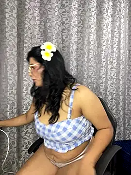 Snapshot of CATHA_EF chatting on December 2025 07:41:01 PM CATHA EF online show from December 2025 07:41:01 PM