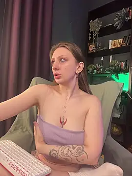 Snapshot of Helga_vibe chatting on December 2025 07:13:02 AM Helga vibe online show from December 2025 07:13:02 AM