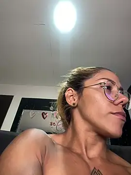 Snapshot of sexymusclegoddess chatting on May 2026 02:19:01 AM sexymusclegoddess online show from May 2026 02:19:01 AM