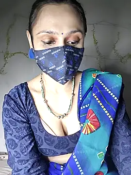 HONEY BEBS online show from January 2026 06:11:01 PM