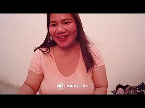 Snapshot of hottiemama69 chatting on February 2026 01:04:01 AM hottiemama69 online show from February 2026 01:04:01 AM