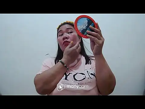 Snapshot of hottiemama69 chatting on March 2026 12:11:01 PM hottiemama69 online show from March 2026 12:11:01 PM