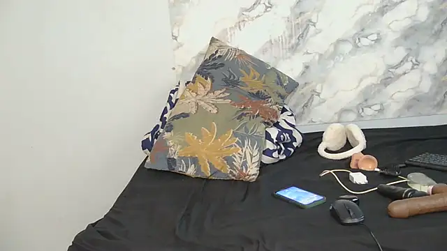 Snapshot of SexyZuluBarbie chatting on June 2026 10:39:01 AM SexyZuluBarbie online show from June 2026 10:39:01 AM