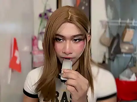 asiantwink0000 online show from June 2026 11:42:02 PM