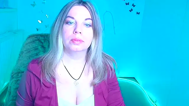 Amanda Swannn online show from April 2026 06:01:02 PM