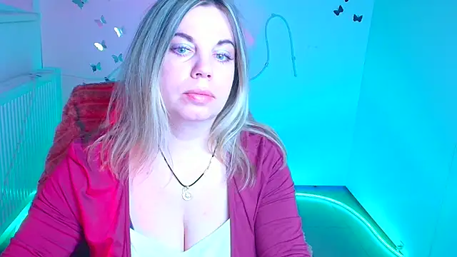 Amanda Swannn online show from April 2026 12:04:01 PM