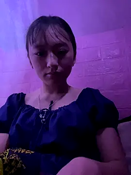 Mayli2x online show from November 2025 01:26:02 PM