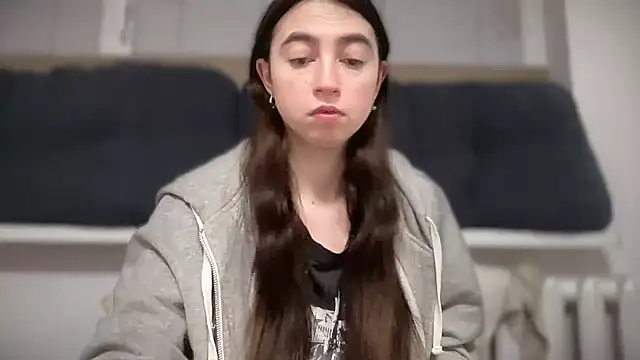 Aphr0ditee online show from January 2026 04:33:01 PM