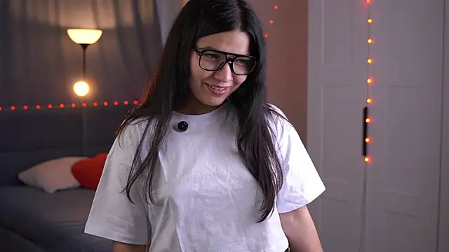 Snapshot of LulaMazzeo chatting on December 2025 07:39:01 AM LulaMazzeo online show from December 2025 07:39:01 AM