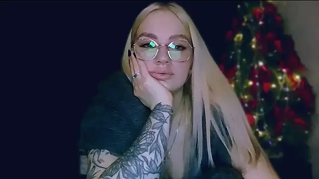 Whitehex666 online show from February 2026 06:58:01 PM