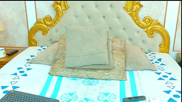 ScarletBenson online show from December 2025 01:20:02 PM