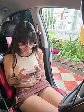 Snapshot of Mia_fiire chatting on November 2025 07:40:03 PM Mia fiire online show from November 2025 07:40:03 PM