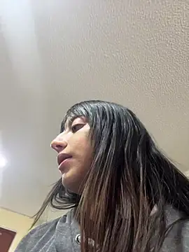 Mia fiire online show from March 2026 01:05:01 PM