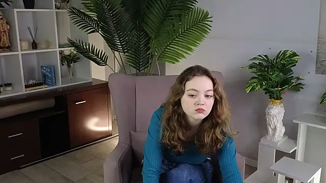 Snapshot of MarilynDibartolo chatting on November 2025 12:31:02 PM MarilynDibartolo online show from November 2025 12:31:02 PM