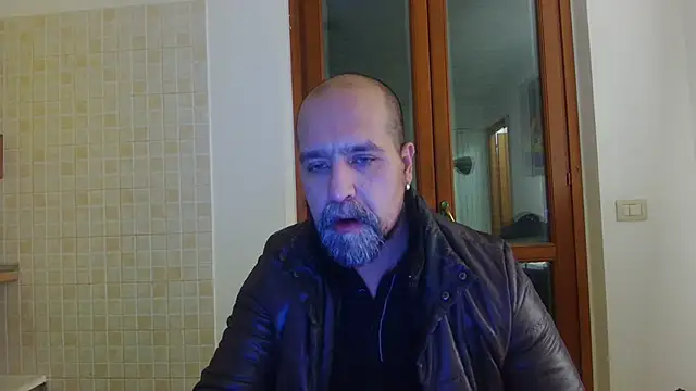 Snapshot of AMIRDIB2025 chatting on January 2026 06:02:02 PM AMIRDIB2025 online show from January 2026 06:02:02 PM