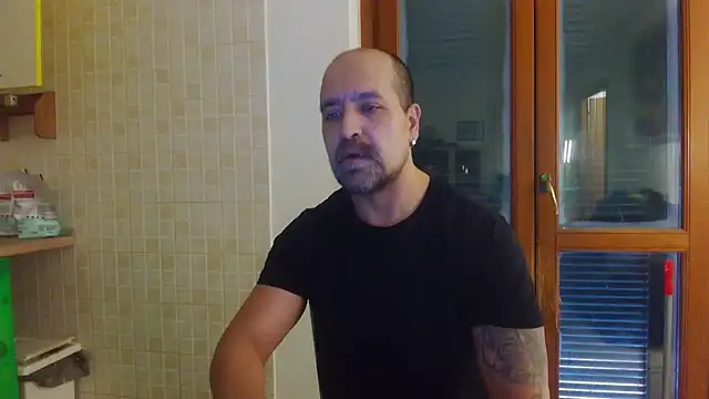 Snapshot of AMIRDIB2025 chatting on March 2026 05:08:01 PM AMIRDIB2025 online show from March 2026 05:08:01 PM